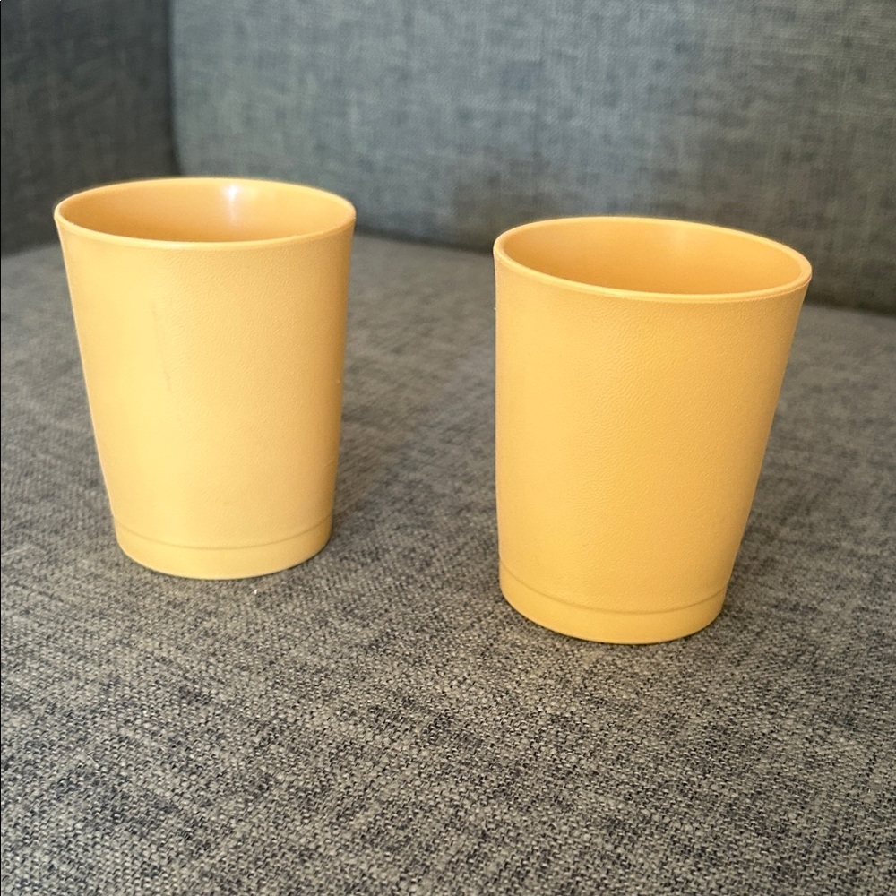 Tupperware Yellow Plastic Cups, Pair